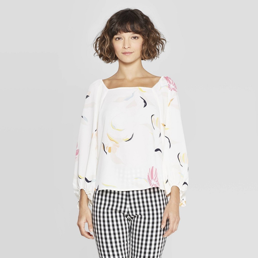 4 for $25 NWT Floral Print Square Neck Blouse